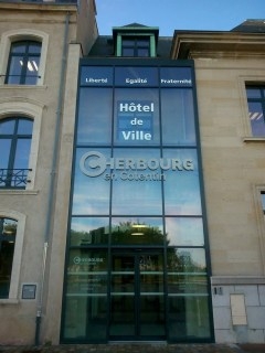 Lettres-Inox-Hotel-de-ville-Cherbourg-1-nggid0258-ngg0dyn-480x320x100-00f0w010c010r110f110r010t010